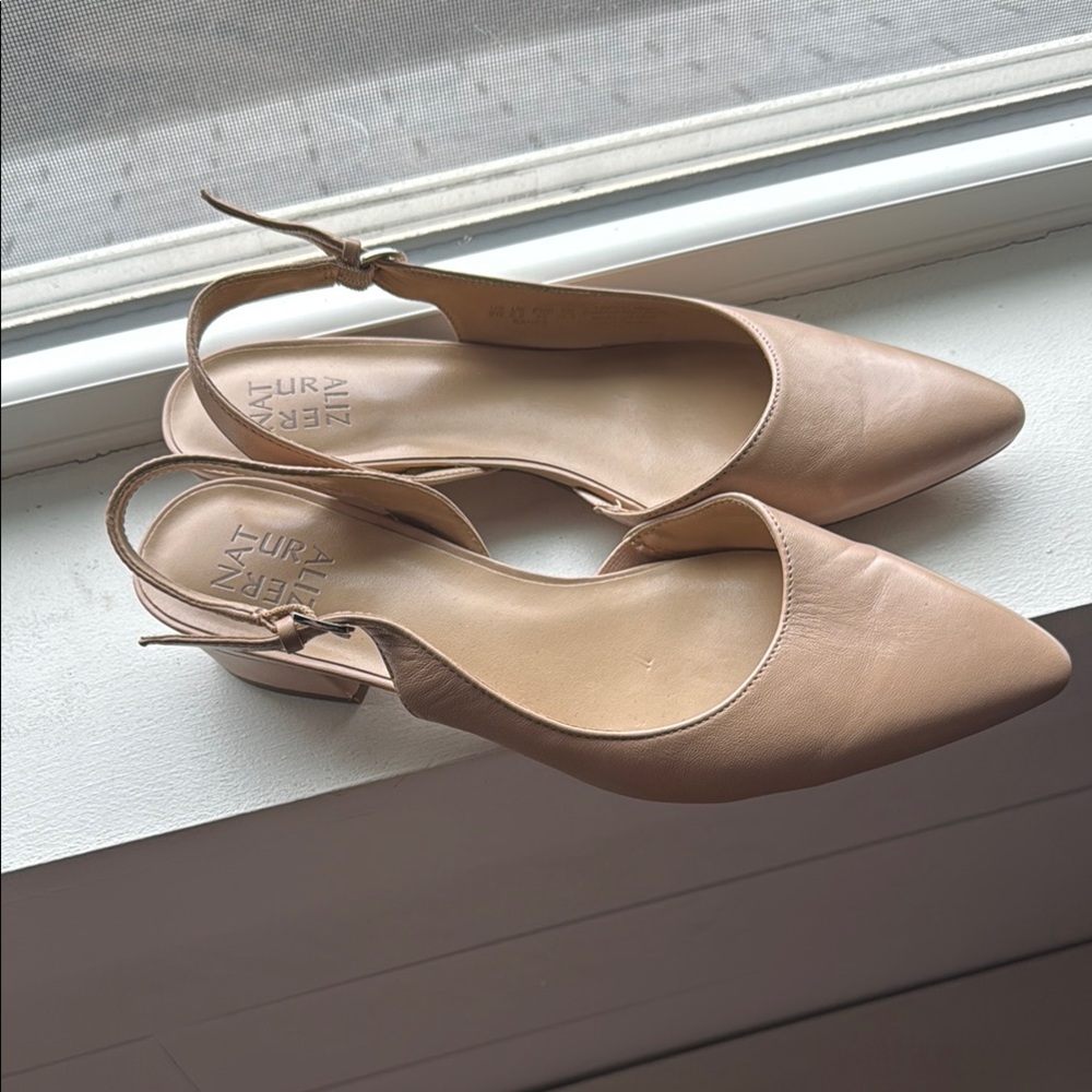 Naturalizer Women's Beige Leather Slingback Shoes size 9 wide